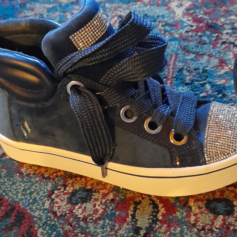 Never worn - Picture 2 of 5